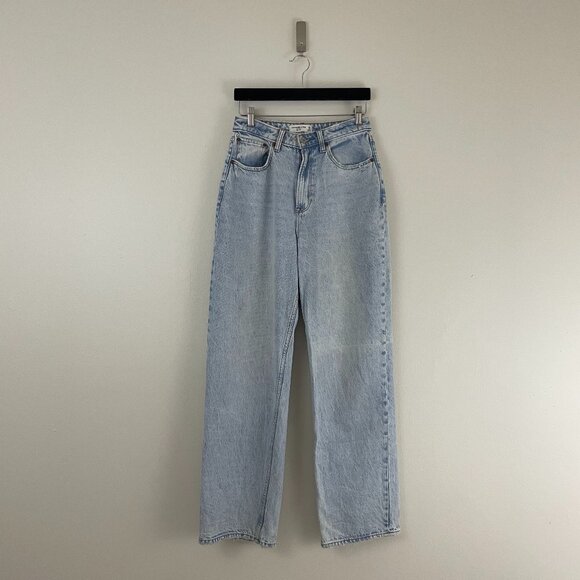 Abercrombie & Fitch Curve Love The Loose High Rise Jeans Size 6/28 - Picture 1 of 7